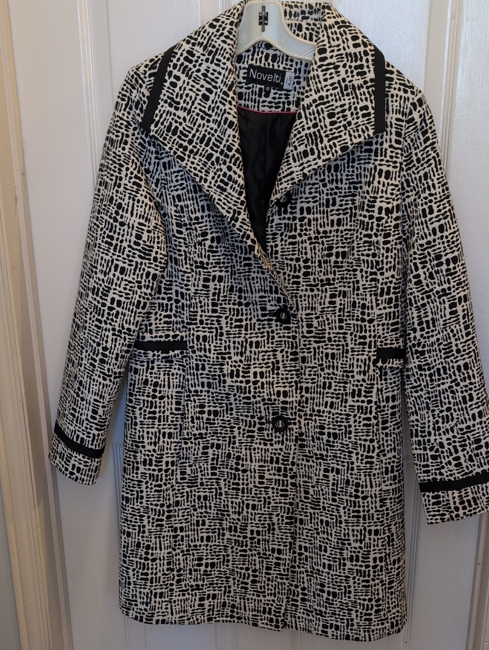 Novelti Black and White Patterned Pea Coat